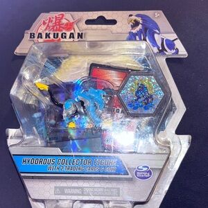 Bakugan Hydorous Collector Figure - Blue and Silver